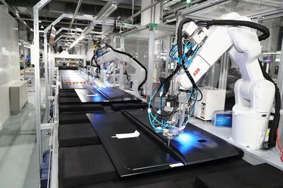 长虹两单位入选省级数字化转型典范，引领企业技术开发新篇章